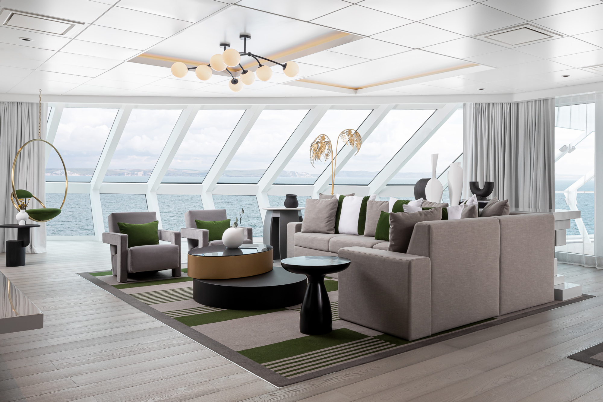 MyCruise Celebrity-Cruises Beyond Kahytter Suite IC2